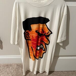 Bold Graphic White T-Shirt